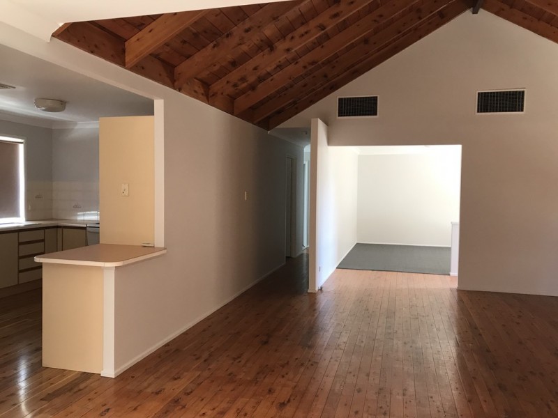 2 Wills Place, Dalby QLD 4405