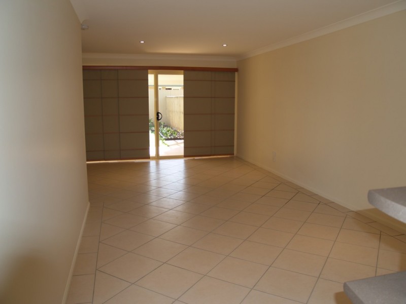 1/32 Curtis Street, Dalby QLD 4405