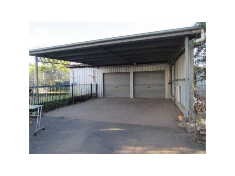 42 Palmer Street, Dalby QLD 4405