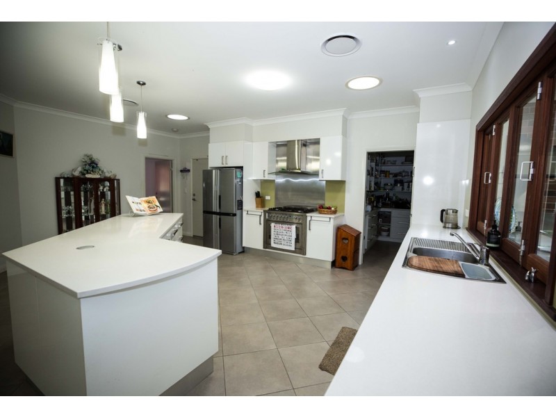 6 Kurrajong Drive, Dalby QLD 4405