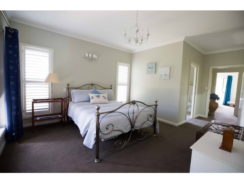 6 Kurrajong Drive, Dalby QLD 4405
