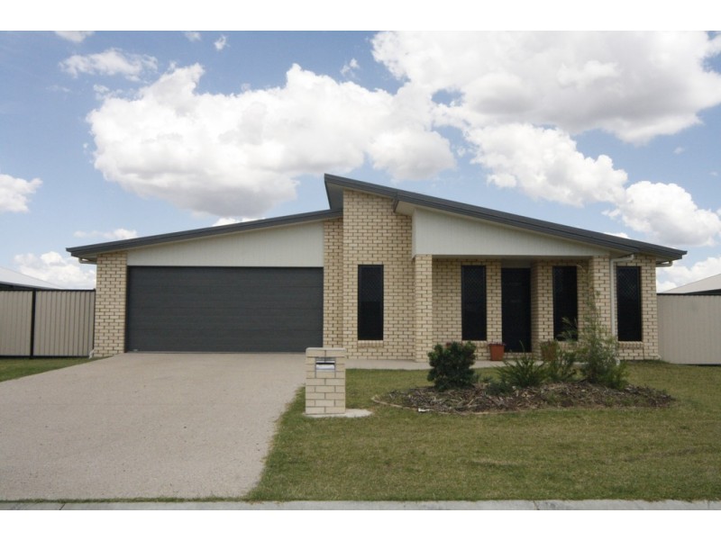 64 Diggers Drive, Dalby QLD 4405