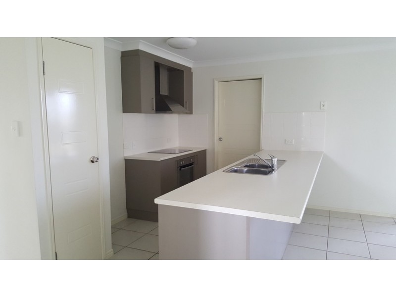 64 Diggers Drive, Dalby QLD 4405