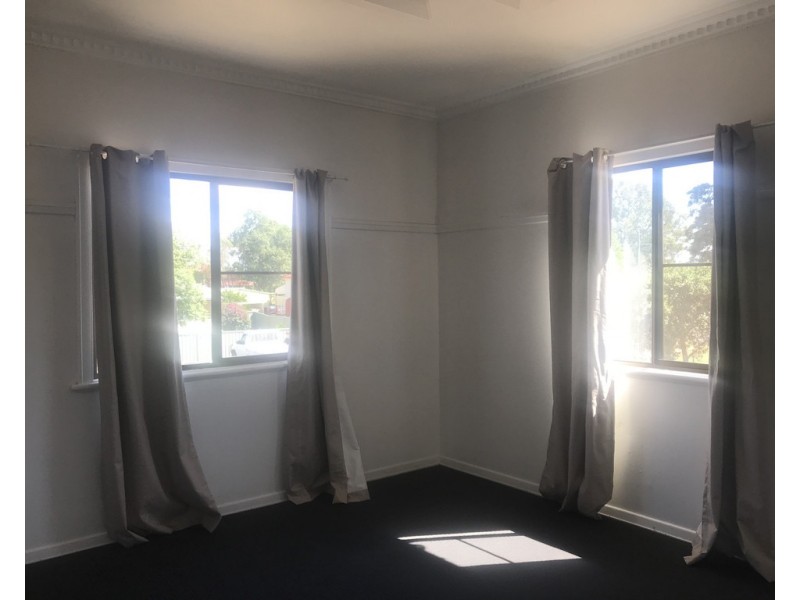 1 Amelia Street, Dalby QLD 4405