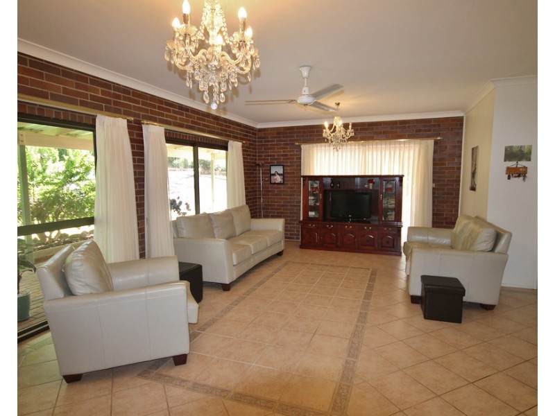 54 Chelldan Avenue, Dalby QLD 4405