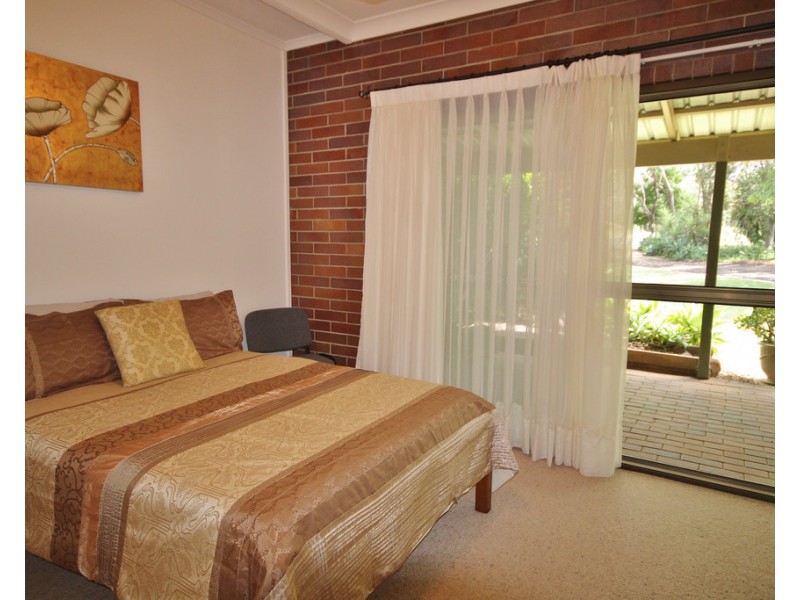 54 Chelldan Avenue, Dalby QLD 4405