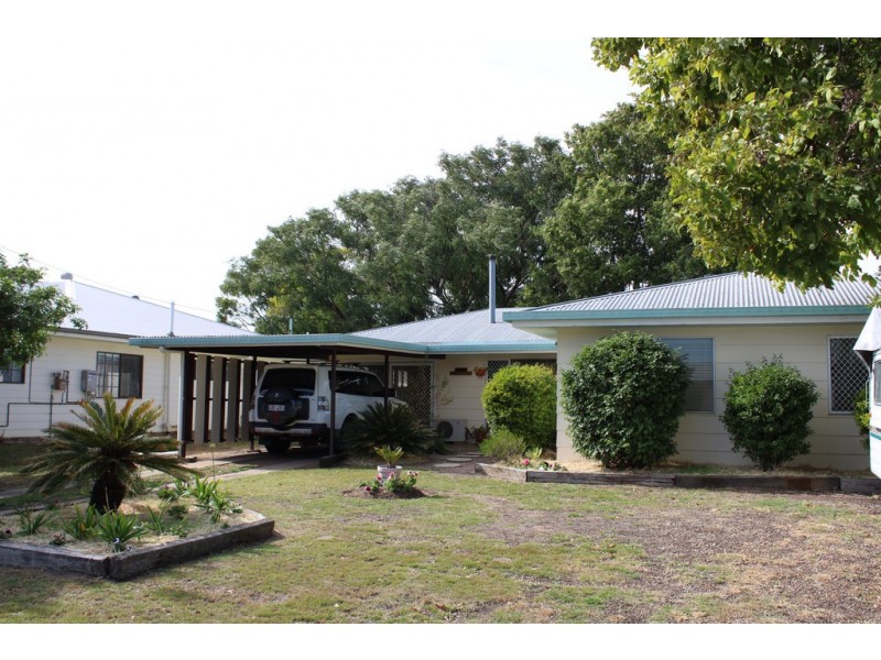 34 Kookaburra Street, Dalby QLD 4405