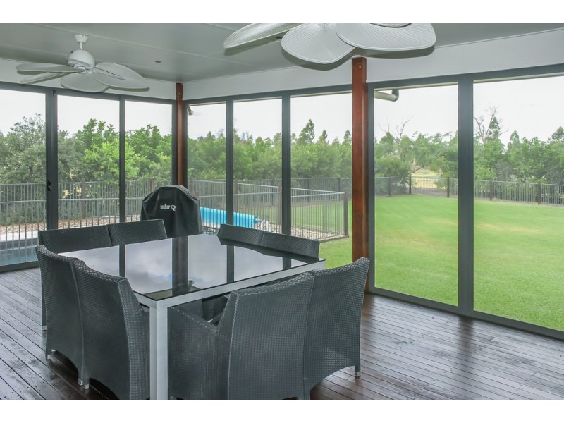 103 Southern Cross Drive, Dalby QLD 4405