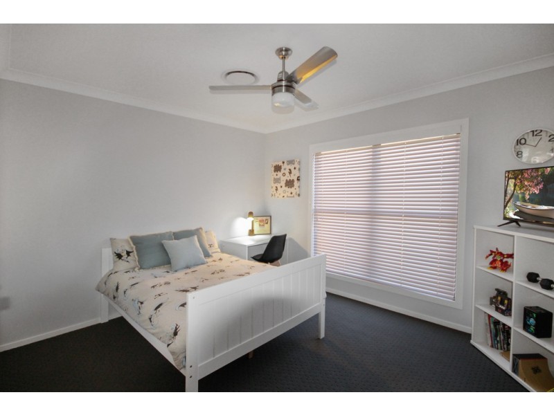 127 Southern Cross Drive, Dalby QLD 4405