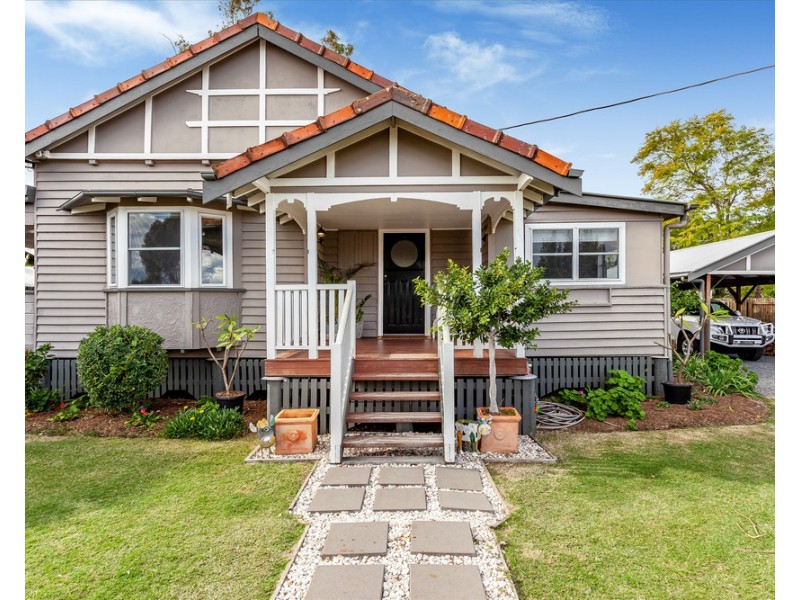 31 Bunya Street, Dalby QLD 4405