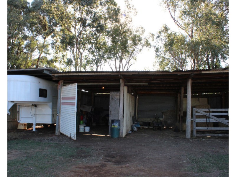 82 Albert Street, Jandowae QLD 4410