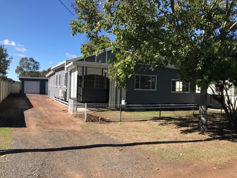 14 Walsh Street, Dalby QLD 4405