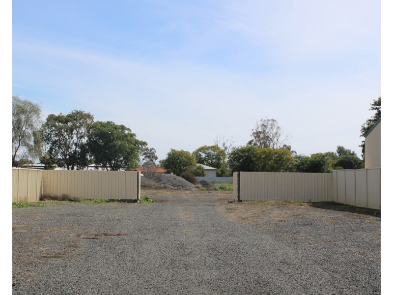 166 Condamine Street, Dalby QLD 4405