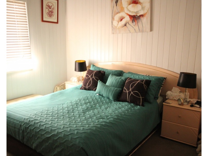 36 Warra Street, Jandowae QLD 4410