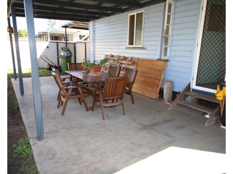 11 Wooburn Street, Dalby QLD 4405