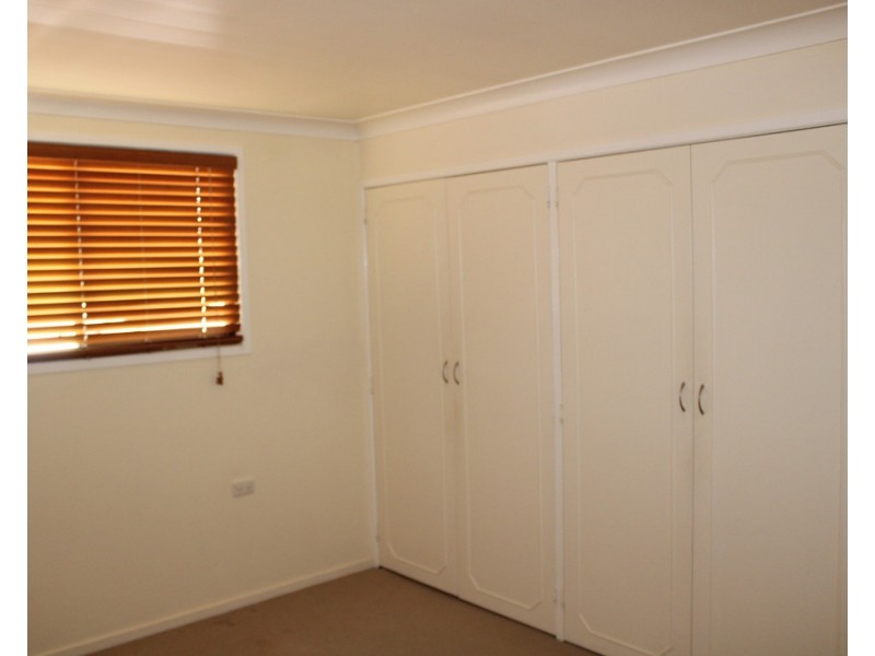 14 Brimblecombe Street, Dalby QLD 4405