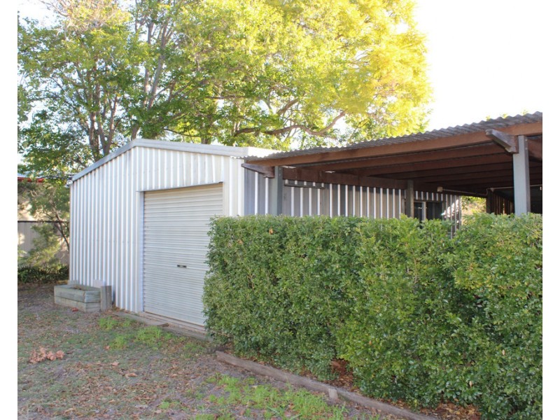 14 Brimblecombe Street, Dalby QLD 4405