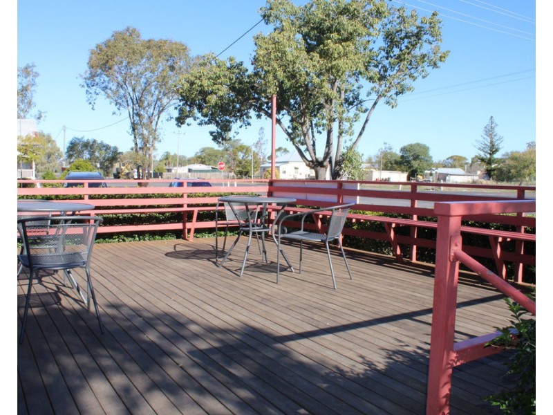 23 Thorn Street, Warra QLD 4411