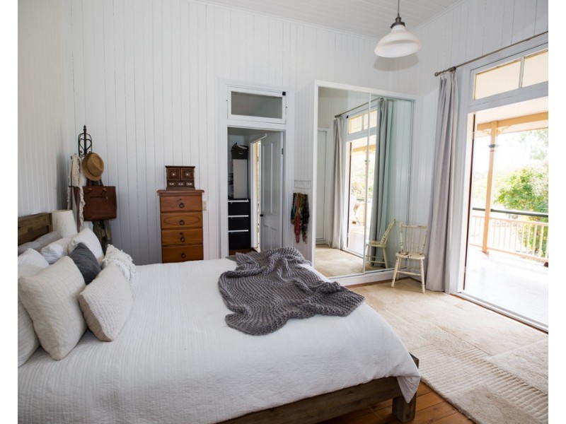 11 Kurrajong Drive, Dalby QLD 4405