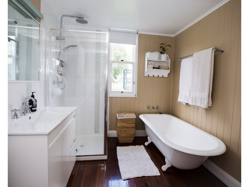 11 Kurrajong Drive, Dalby QLD 4405