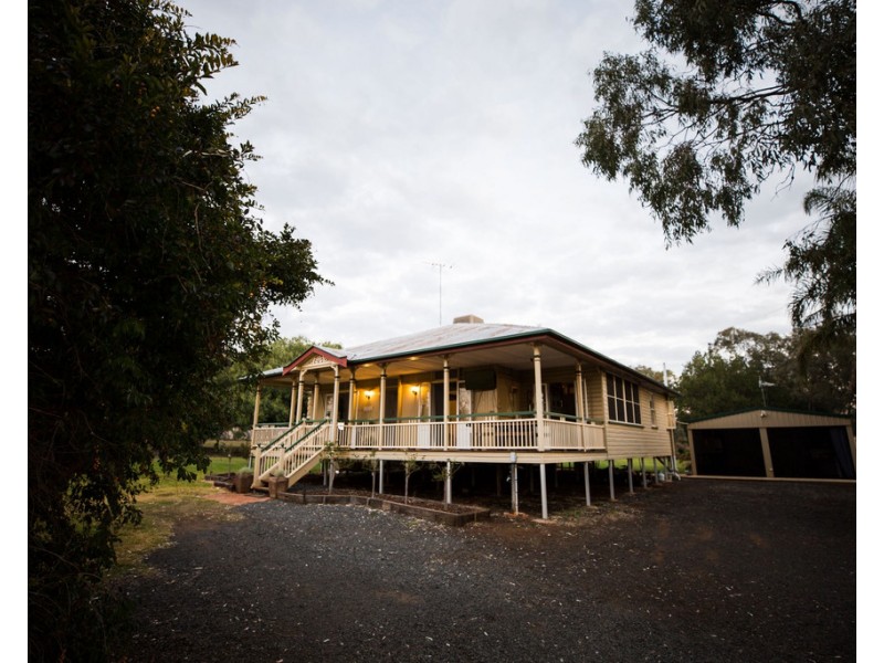 11 Kurrajong Drive, Dalby QLD 4405