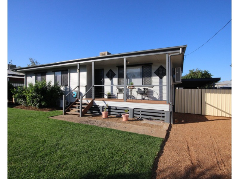 9 Twine Street, Dalby QLD 4405