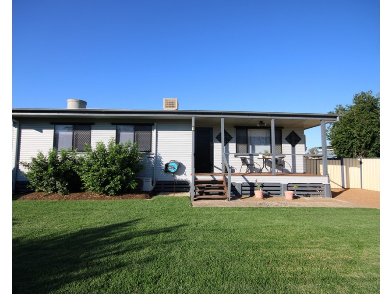 9 Twine Street, Dalby QLD 4405