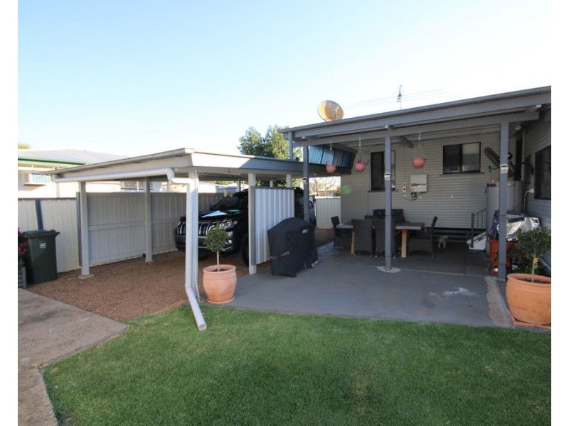9 Twine Street, Dalby QLD 4405