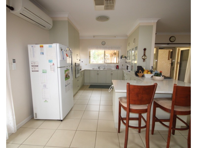 10 Jacaranda Court, Dalby QLD 4405