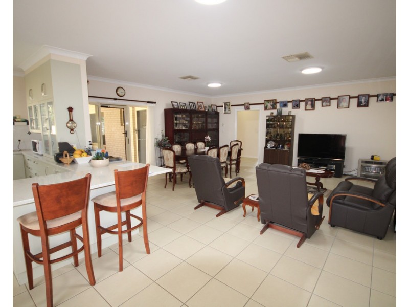 10 Jacaranda Court, Dalby QLD 4405