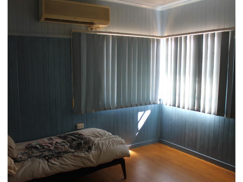 11 Etty Street, Dalby QLD 4405