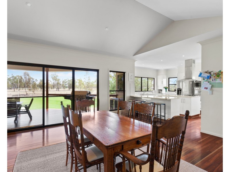 36 Mahon Road, Dalby QLD 4405