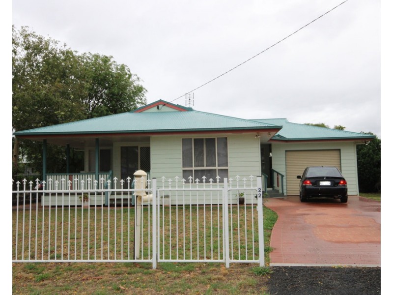 22 Wood Street, Dalby QLD 4405