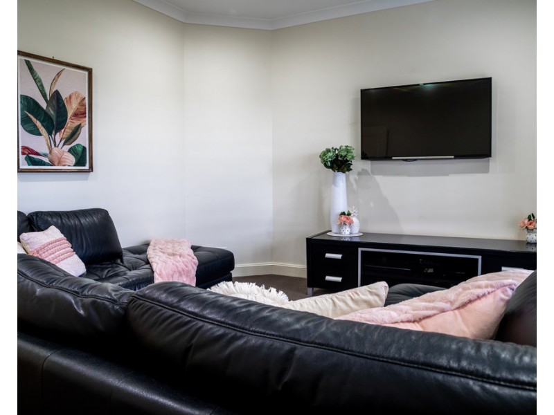 11 Orion Place, Dalby QLD 4405