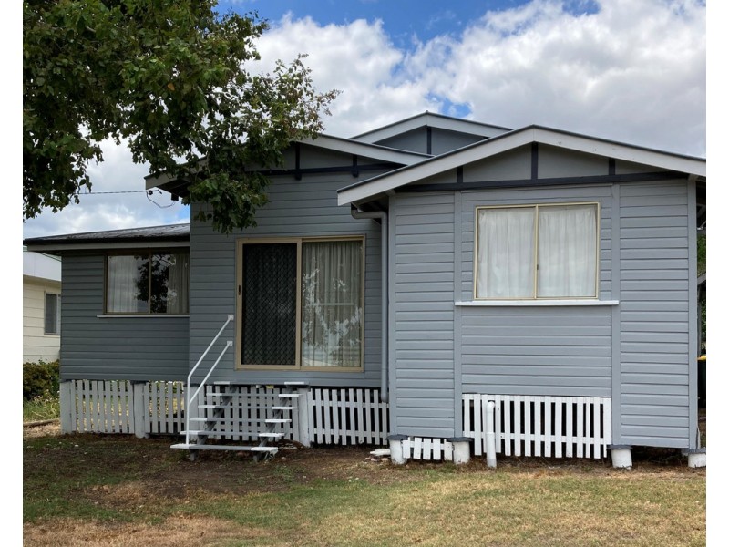 11 Dennis Street, Bell QLD 4408