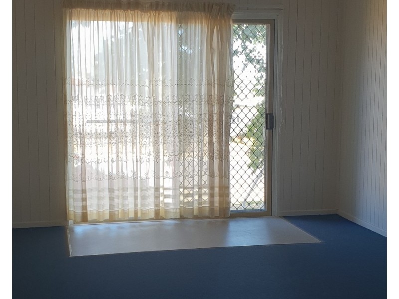 11 Dennis Street, Bell QLD 4408