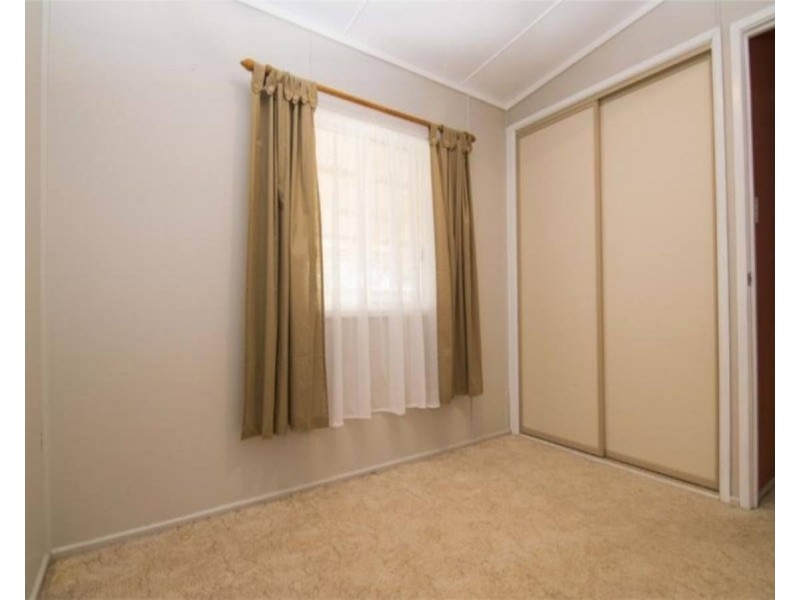 15 Hayden Street, Dalby QLD 4405