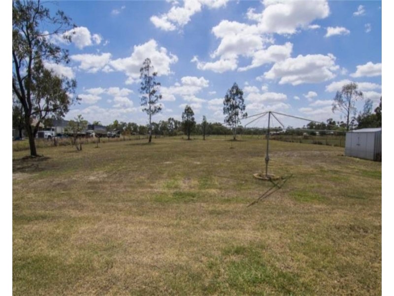 15 Hayden Street, Dalby QLD 4405