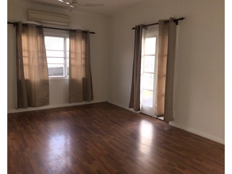 54 Myall Street, Dalby QLD 4405