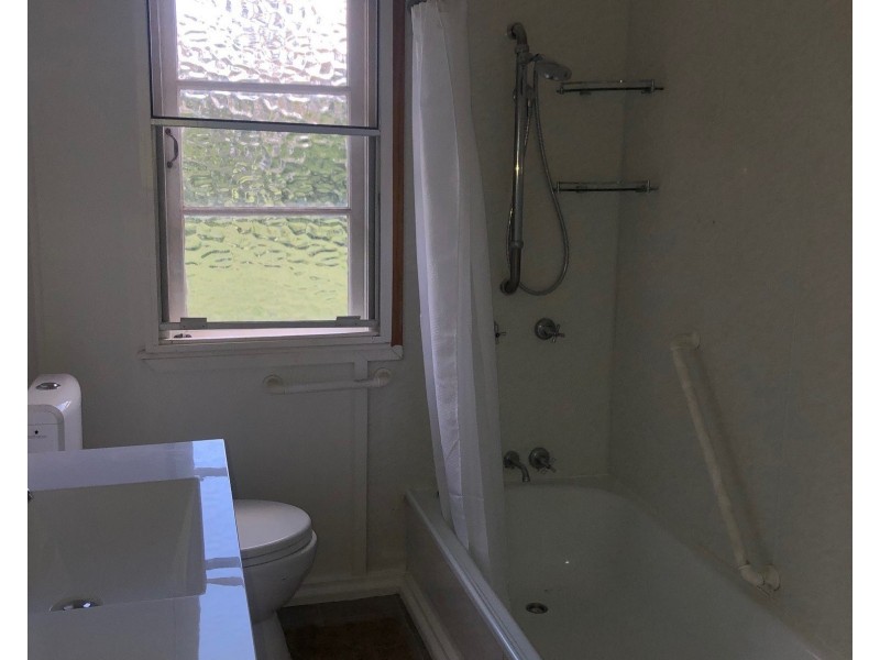 54 Myall Street, Dalby QLD 4405