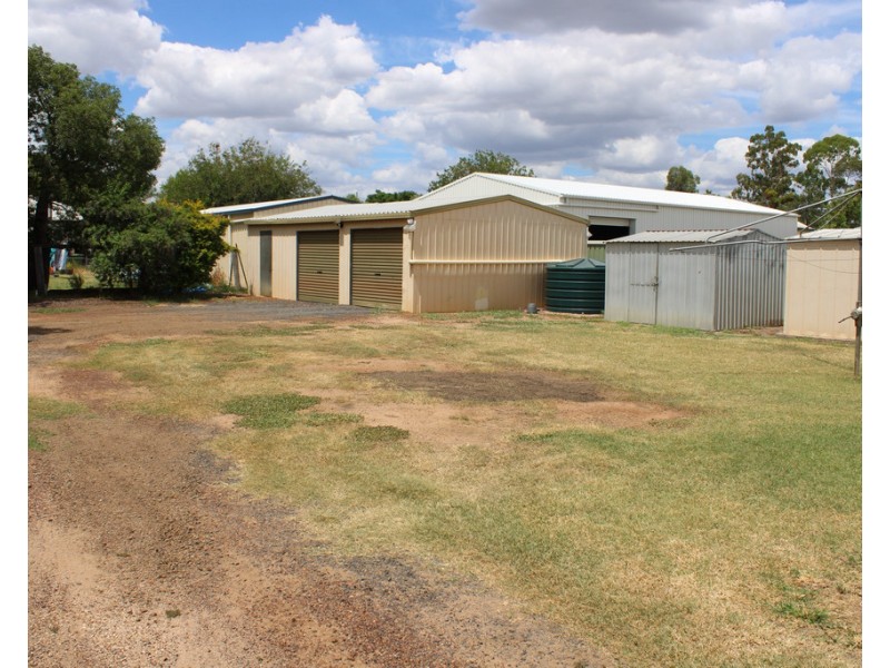 39 Edward Street, Dalby QLD 4405
