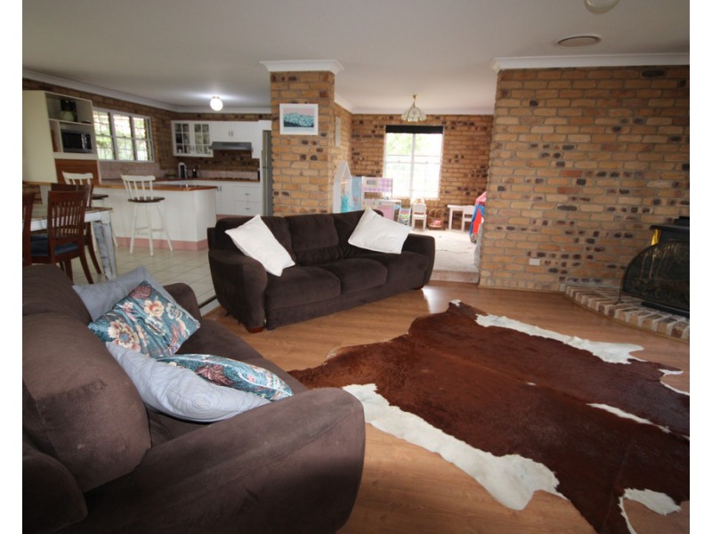 24 Kylie Street, Dalby QLD 4405