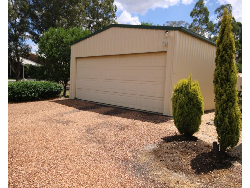 105 Spring Creek Drive, Dalby QLD 4405