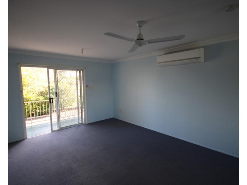 2/45 College Crescent, Dalby QLD 4405