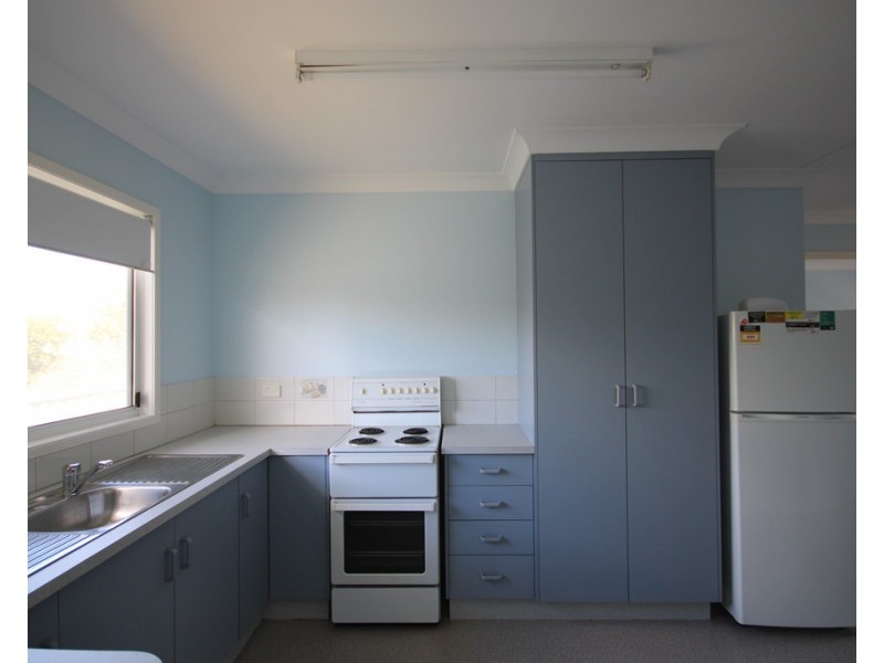 2/45 College Crescent, Dalby QLD 4405