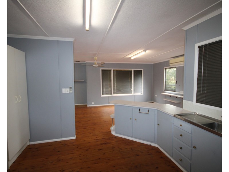 23 Hall Street, Dalby QLD 4405