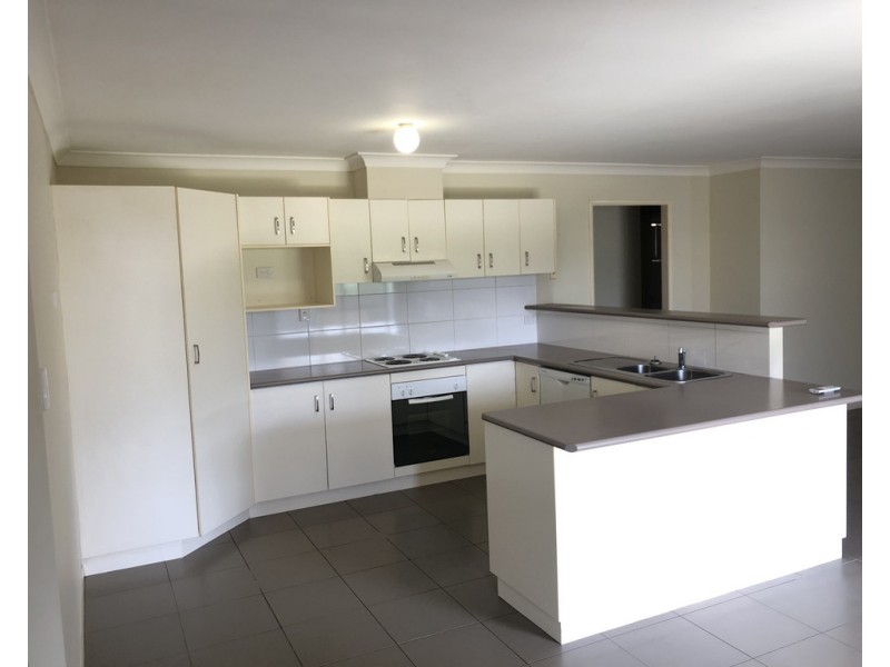 9 Charthom Street, Dalby QLD 4405