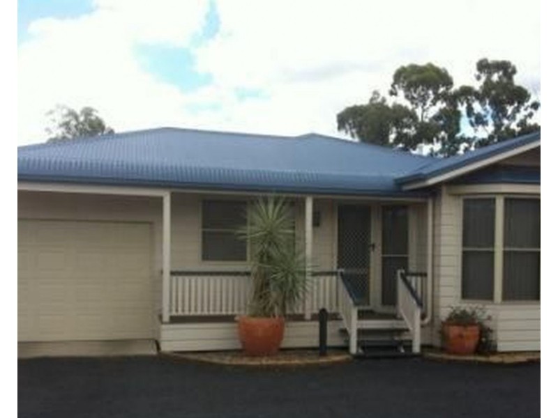 9/51 Edward Street, Dalby QLD 4405