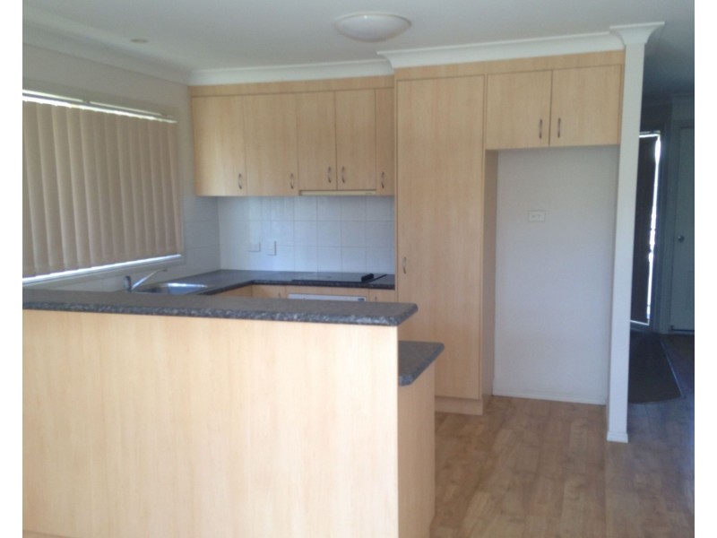 9/51 Edward Street, Dalby QLD 4405