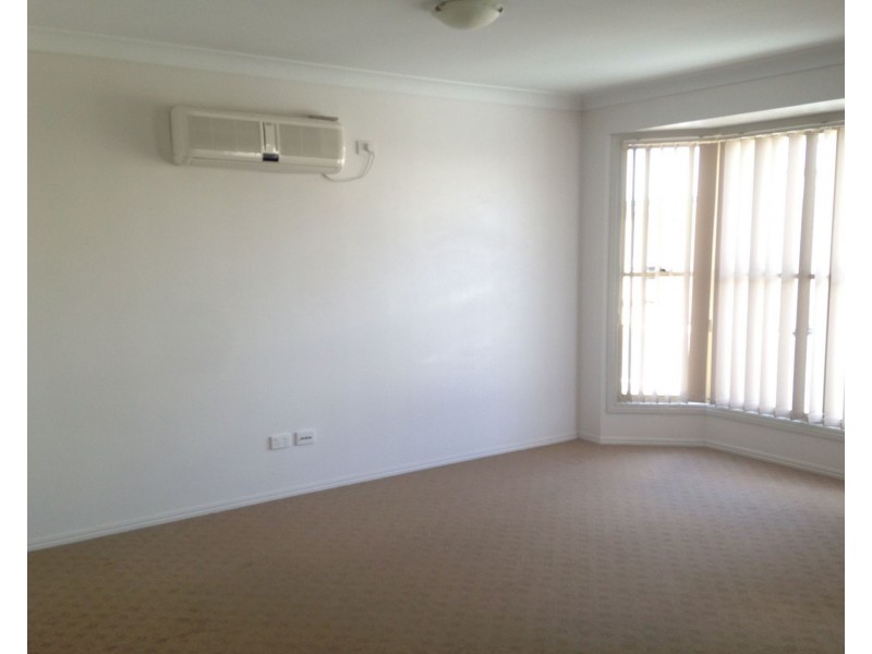 9/51 Edward Street, Dalby QLD 4405